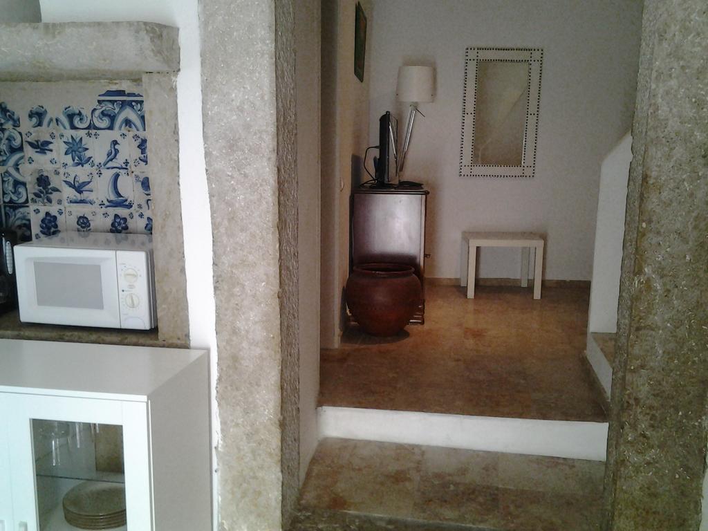 Typical Small House Near Lisbon Oeiras Quarto foto
